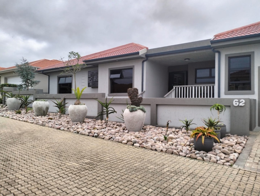 3 Bedroom Property for Sale in Avonddans Western Cape